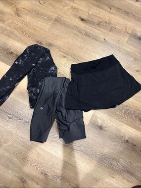 lululemon athletica Black Athletic Skort and Leggings Bundle